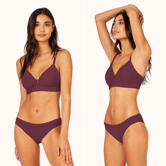 NWOT Lively The Spacer T-Shirt Bra Burgundy Red Size 34A Wireless Lightly Padded - Picture 1 of 16